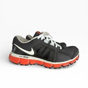 Nike Youth Shoes Black Orange White Dual Fusion ST2 Sneakers size 6.5 Y